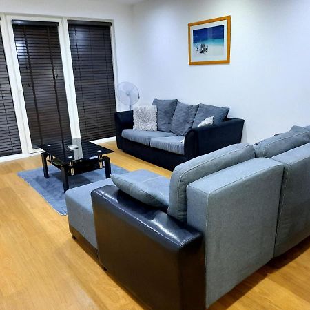 Max'Em Lexington Luxury Apartment Slough Eksteriør billede