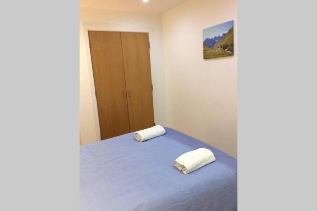 Max'Em Lexington Luxury Apartment Slough Eksteriør billede