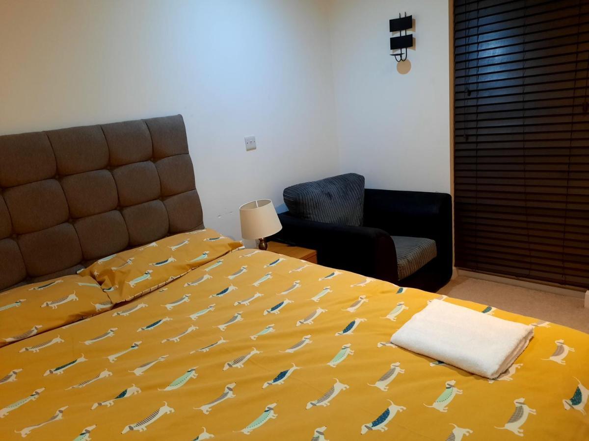 Max'Em Lexington Luxury Apartment Slough Eksteriør billede